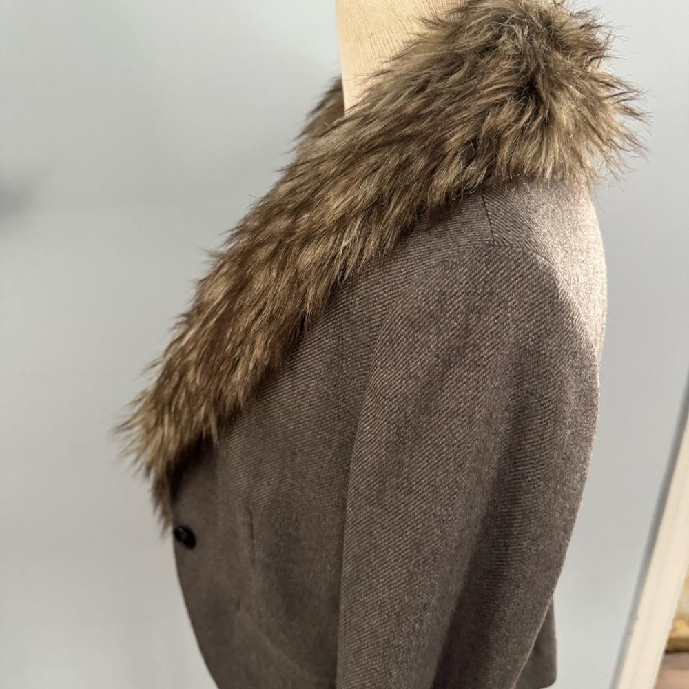 LOFT blazer w/ detachable faux fur collar grey/taupe herringbone tweed EUC Sz 8P - Picture 5 of 11